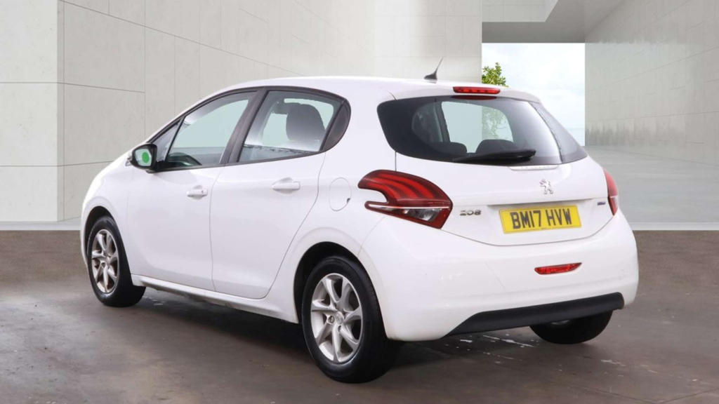 Peugeot 208 Active #3