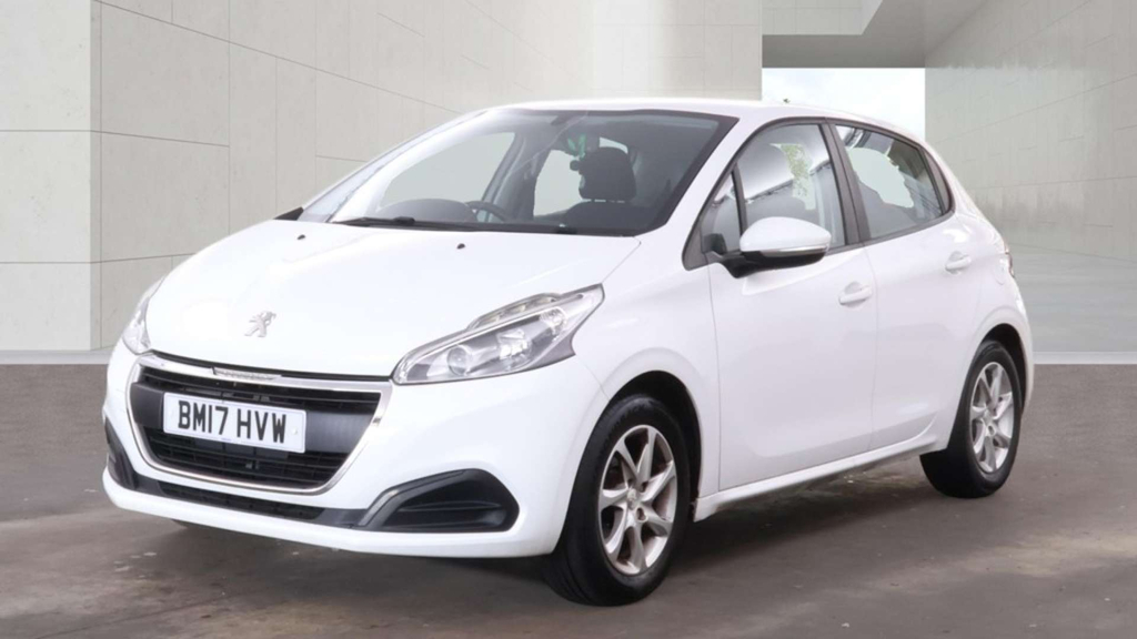 Peugeot 208 Active #2