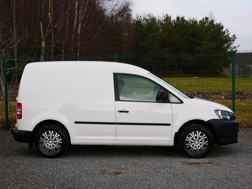 Volkswagen Caddy 1.6 Tdi C20 Startline Panel Van U3389 White #5