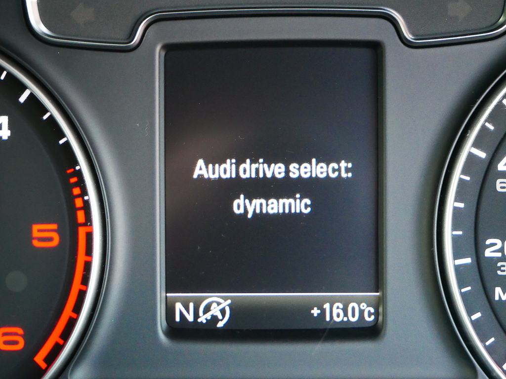 Audi Q3 Tfsi S Line Edition Black #53