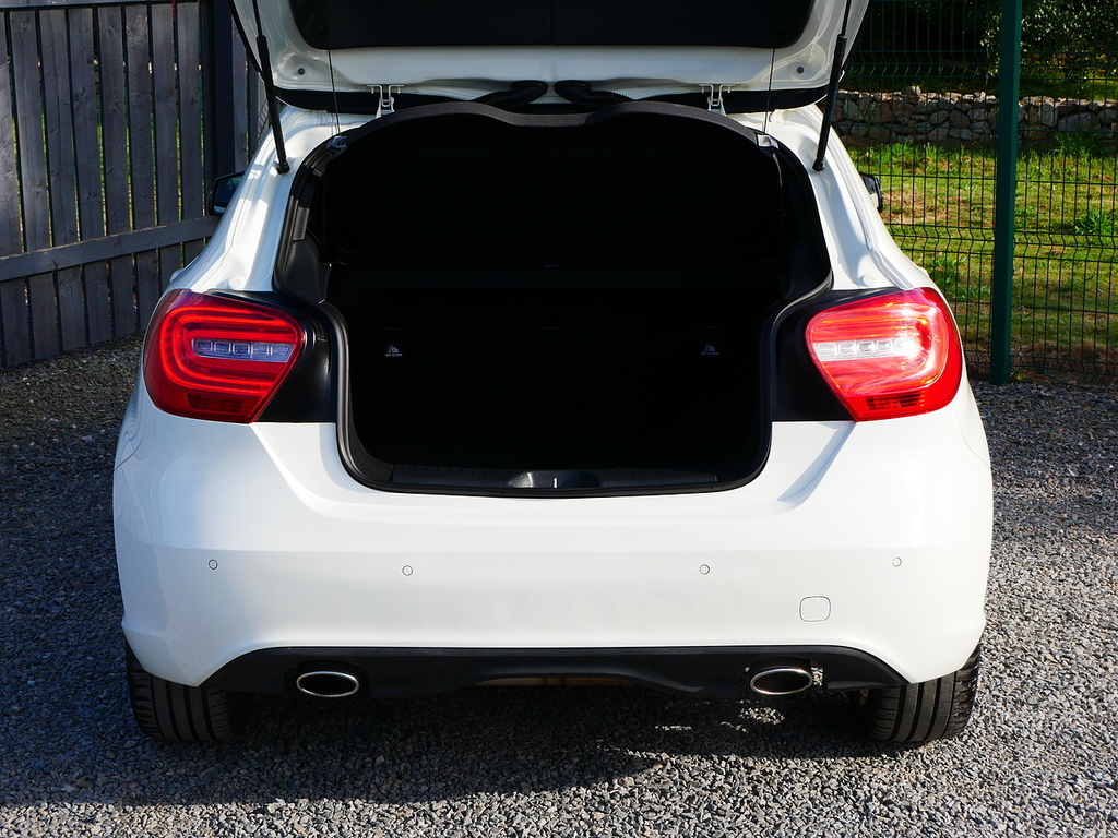 Mercedes-Benz A Class Se Black #20