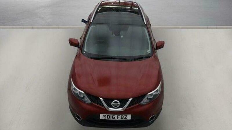 Nissan Qashqai 1.2 Dig-t N-connecta 2Wd SD16FBZ Red #6