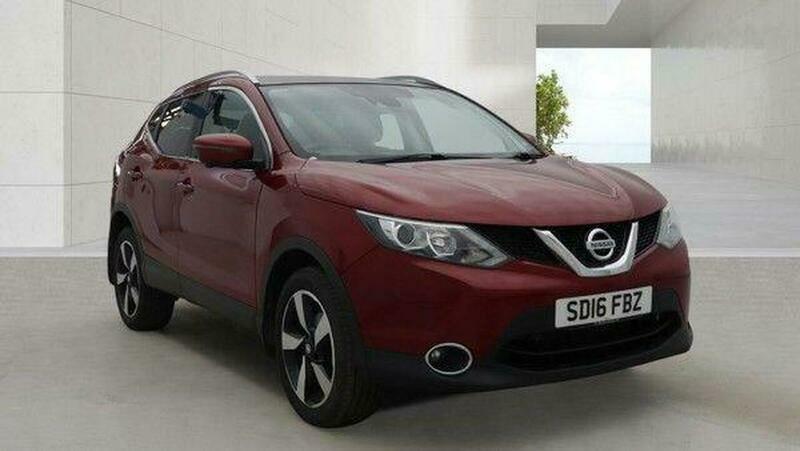 Nissan Qashqai 1.2 Dig-t N-connecta 2Wd Red