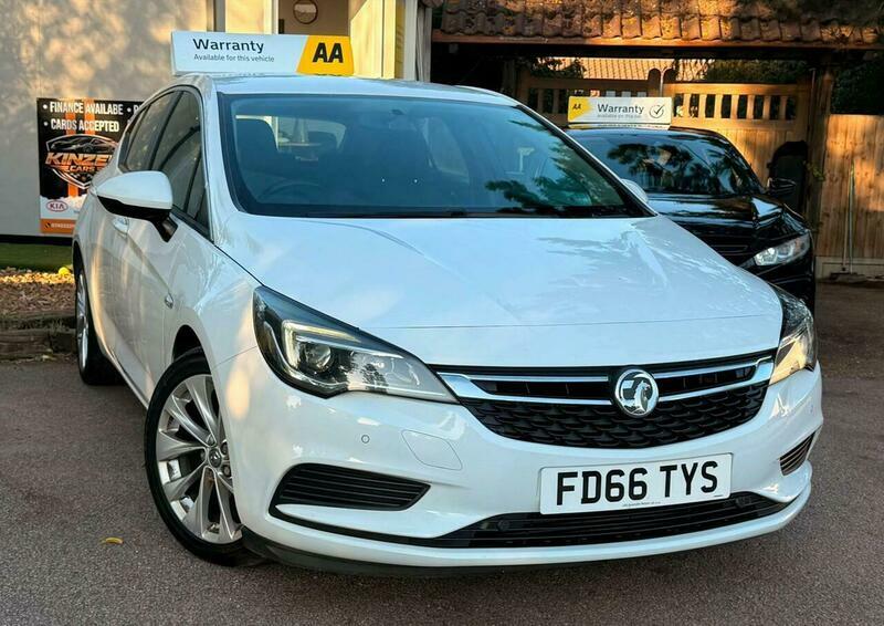 Vauxhall Astra 1.0I Turbo Ecoflex Tech White