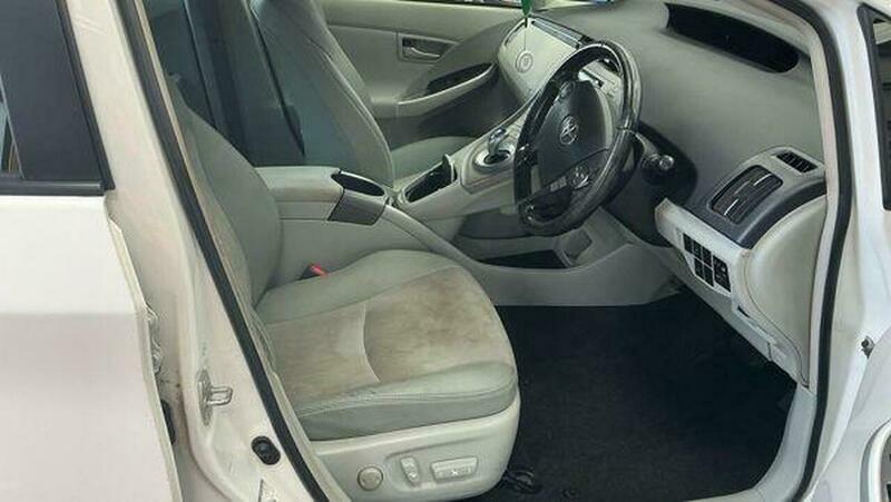 Toyota Prius Hatchback 1.8 Vvt-h Gs Sport Hybrid Cvt Ulez White #8