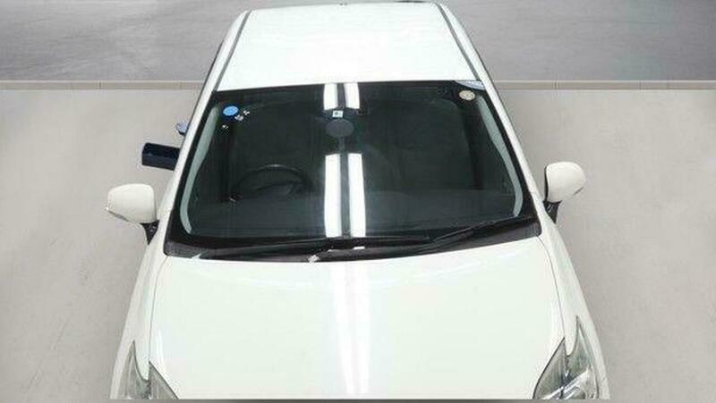 Toyota Prius 1.5 Cvt White #6