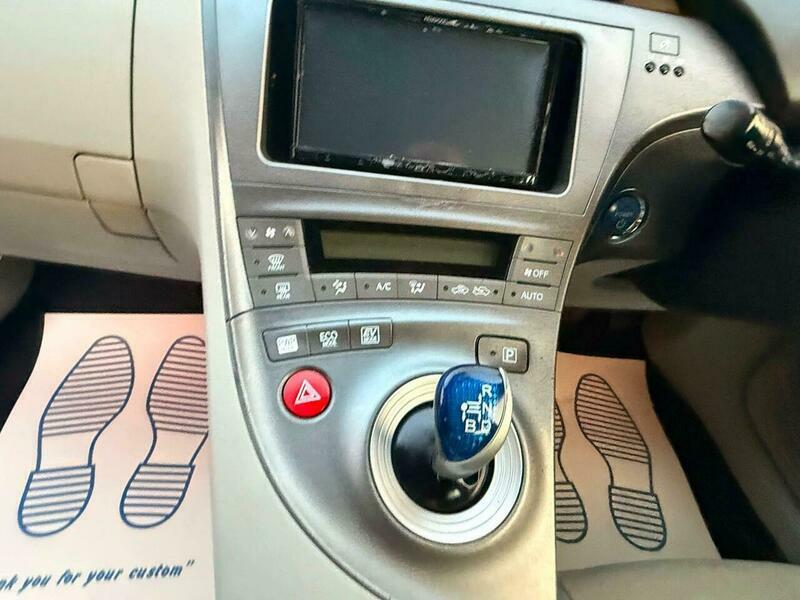 Toyota Prius Vvt-i Active Silver #38