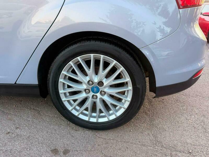 Ford Focus 1.6T Ecoboost Titanium X Euro 5 Ss Blue #17