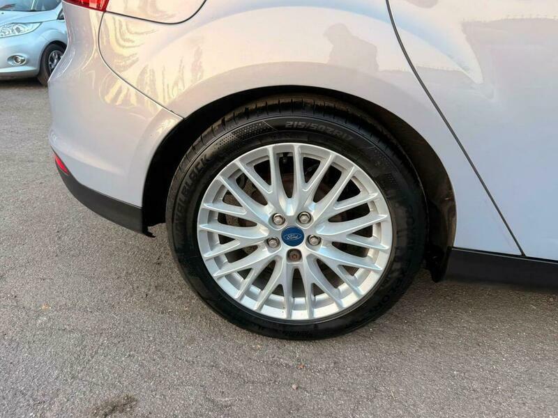 Ford Focus 1.6T Ecoboost Titanium X Euro 5 Ss Blue #14