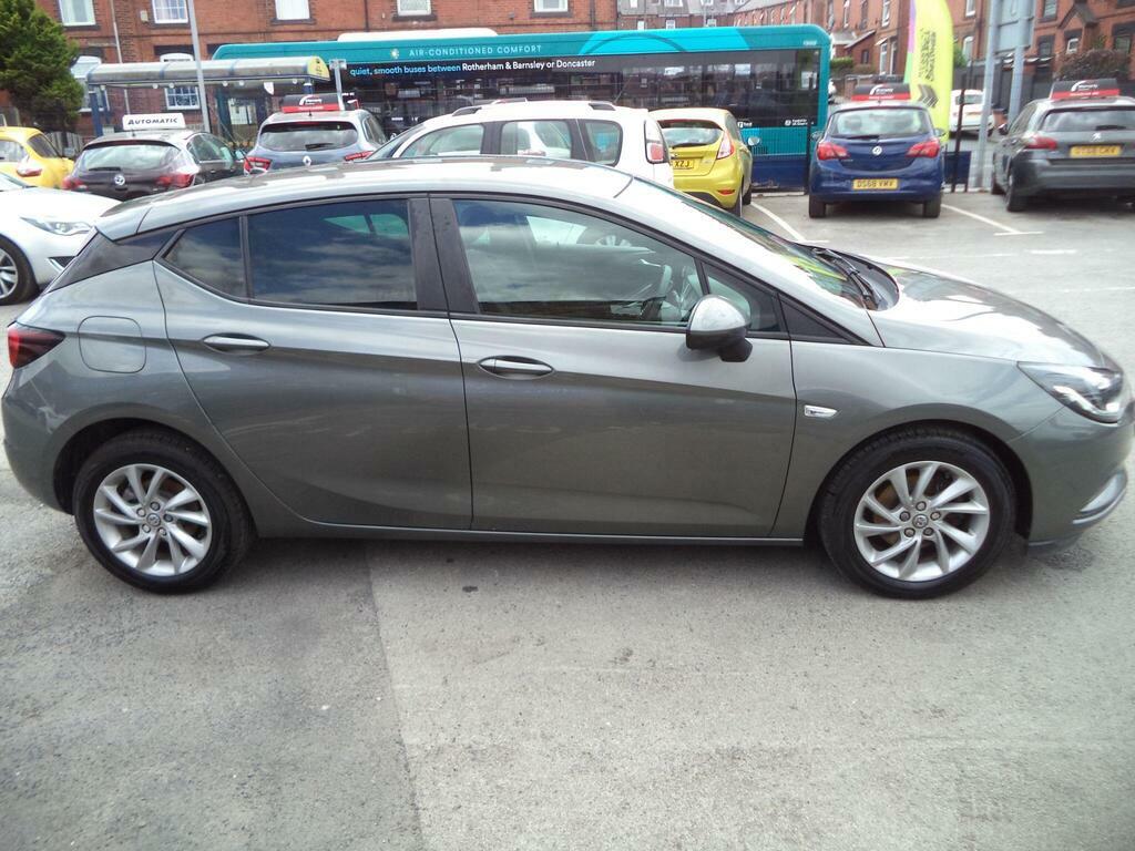 Vauxhall Astra Estate Silver #8