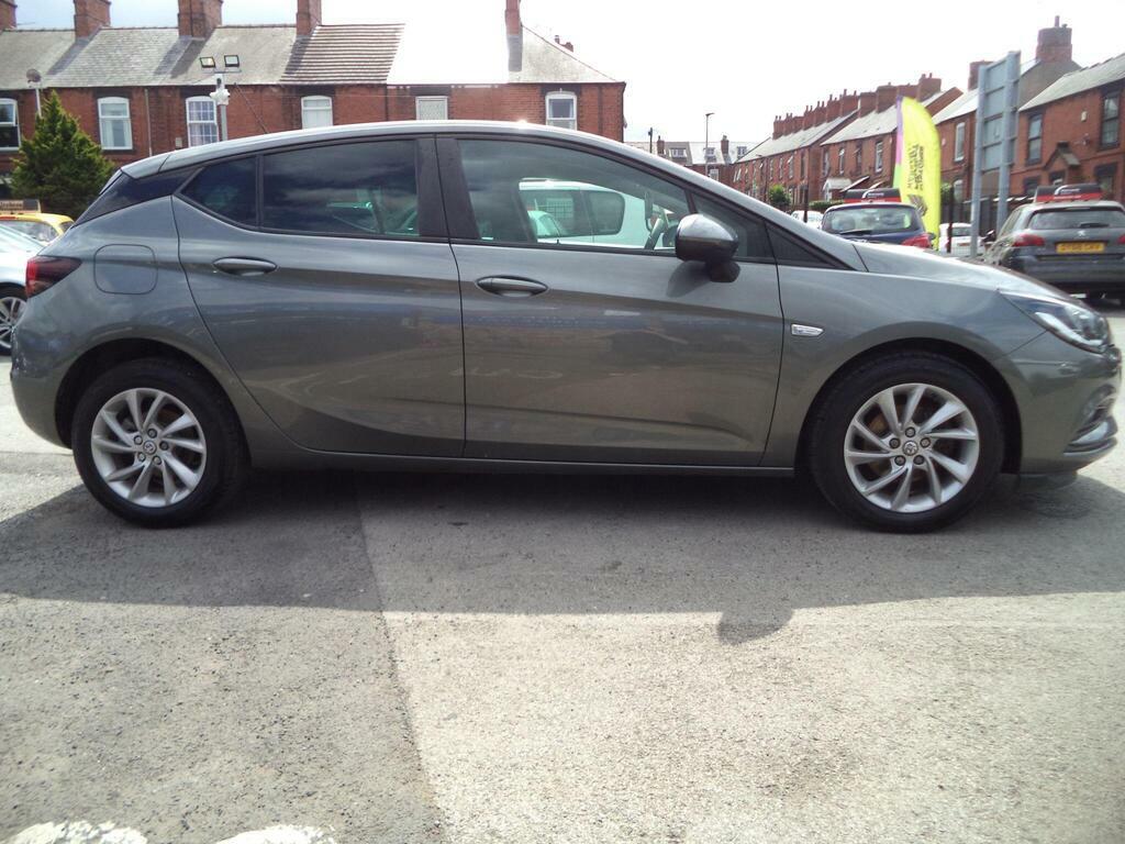 Vauxhall Astra Estate Silver #16