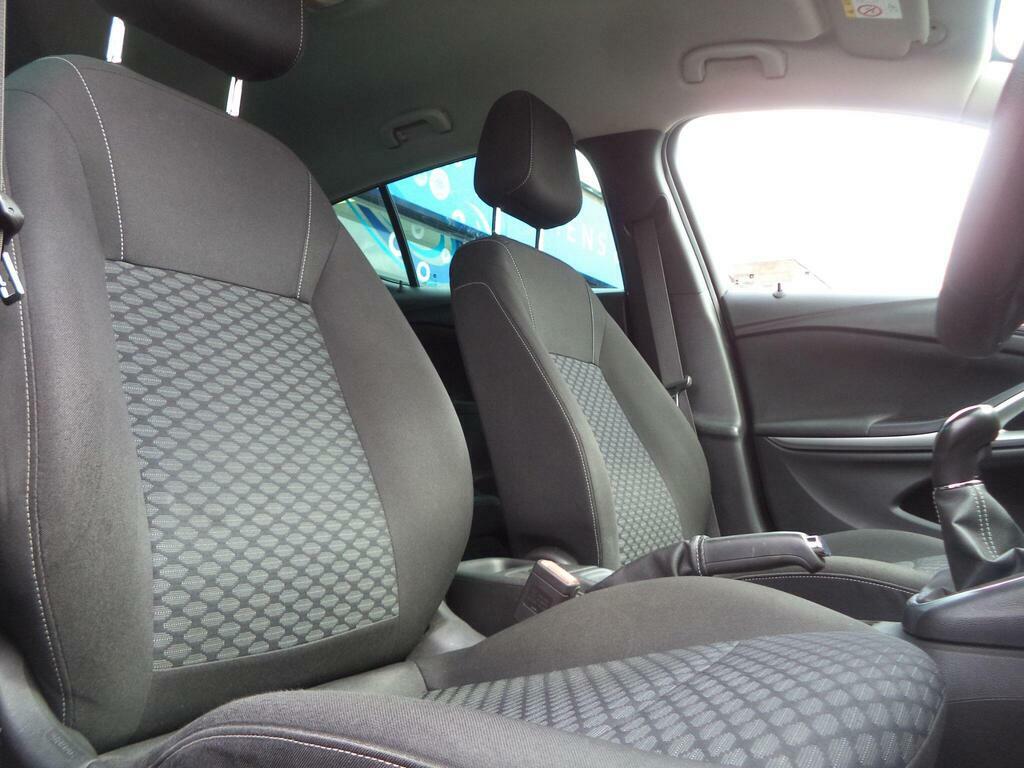 Vauxhall Astra Estate Silver #28
