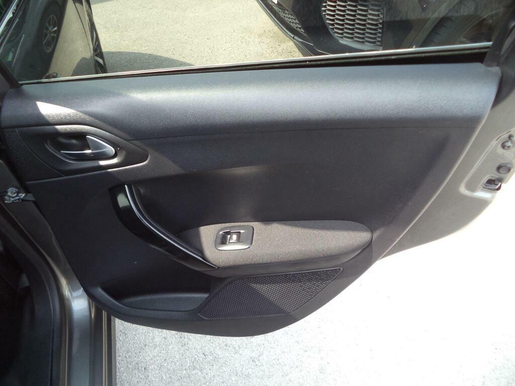 Peugeot 208 Ss Tech Edition  #25