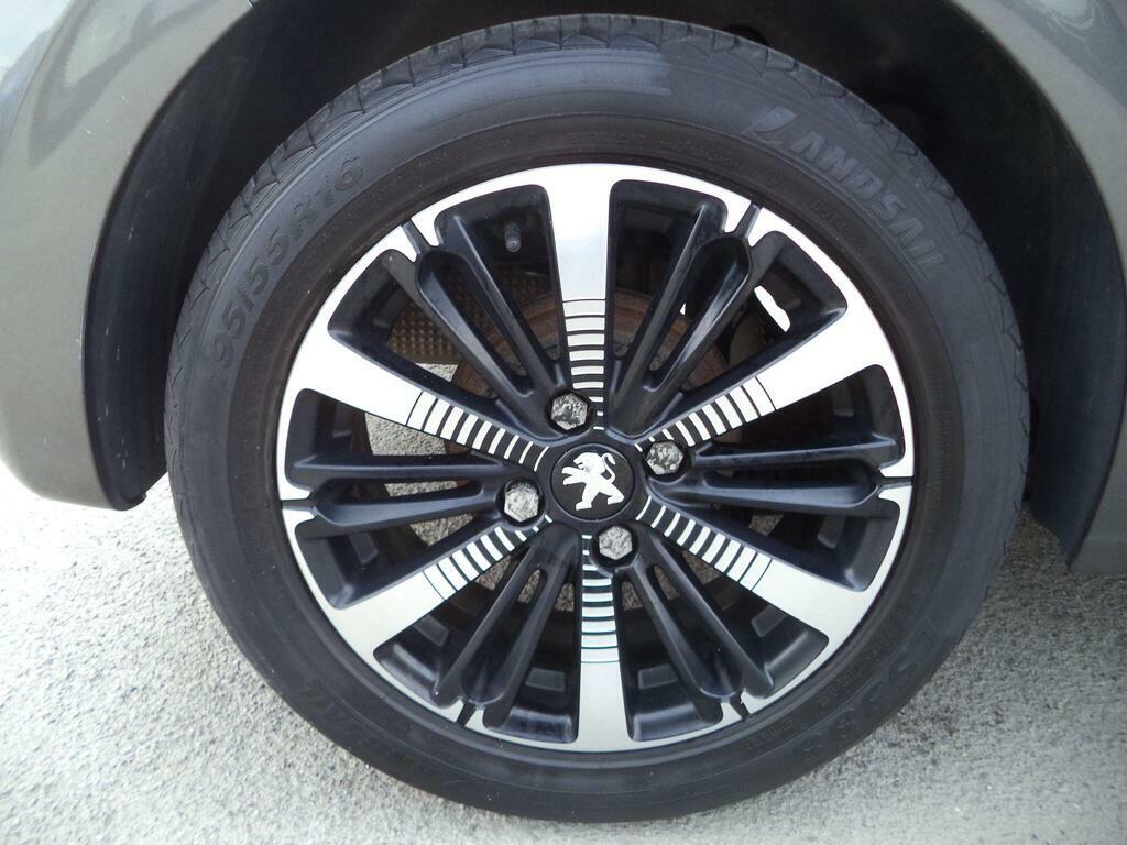 Peugeot 208 Ss Tech Edition  #21