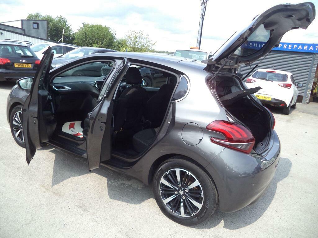 Peugeot 208 Ss Tech Edition  #18