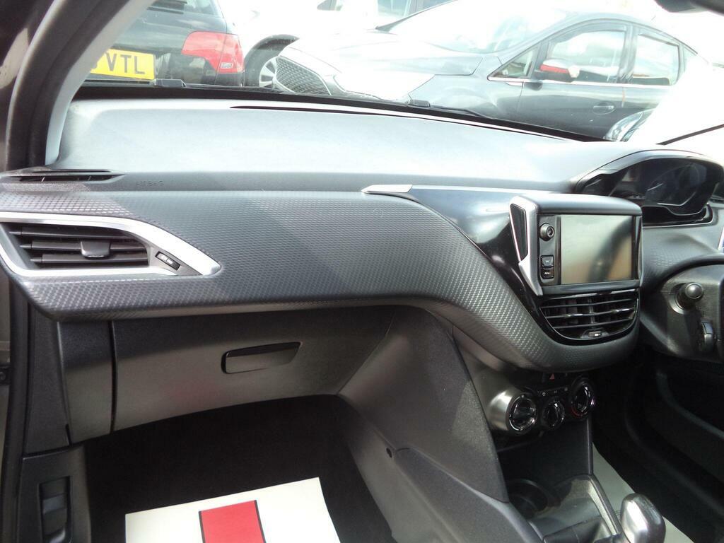 Peugeot 208 Ss Tech Edition  #30