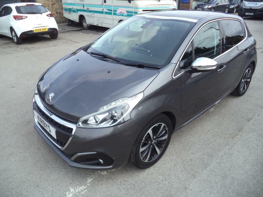 Peugeot 208 1.2 Puretech Allure Premium Euro 6 S S Grey #3