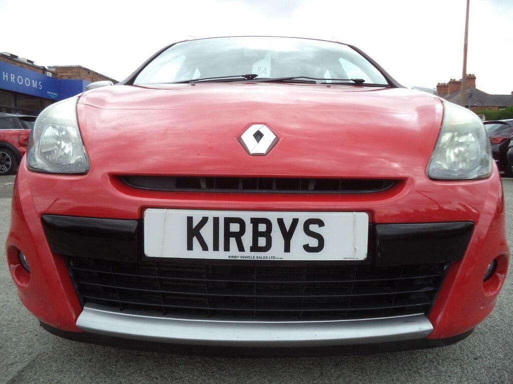Renault Clio Hatchback 1.2 I-music Euro 5 201212 White #10