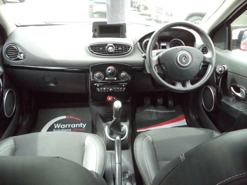 Renault Clio Hatchback 1.2 I-music Euro 5 201212 White #39