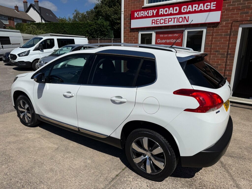 Peugeot 2008 1.6 Bluehdi Allure Euro 6 Ss White #3
