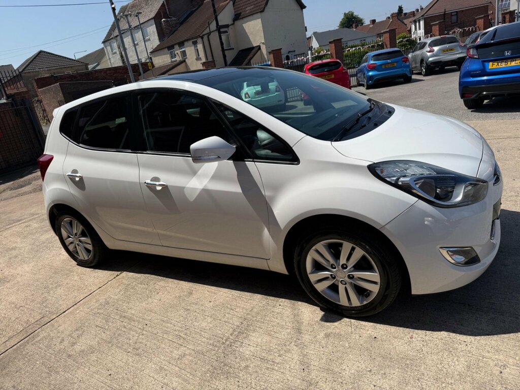 Hyundai Ix20 1.6 Style Euro 5 White #6