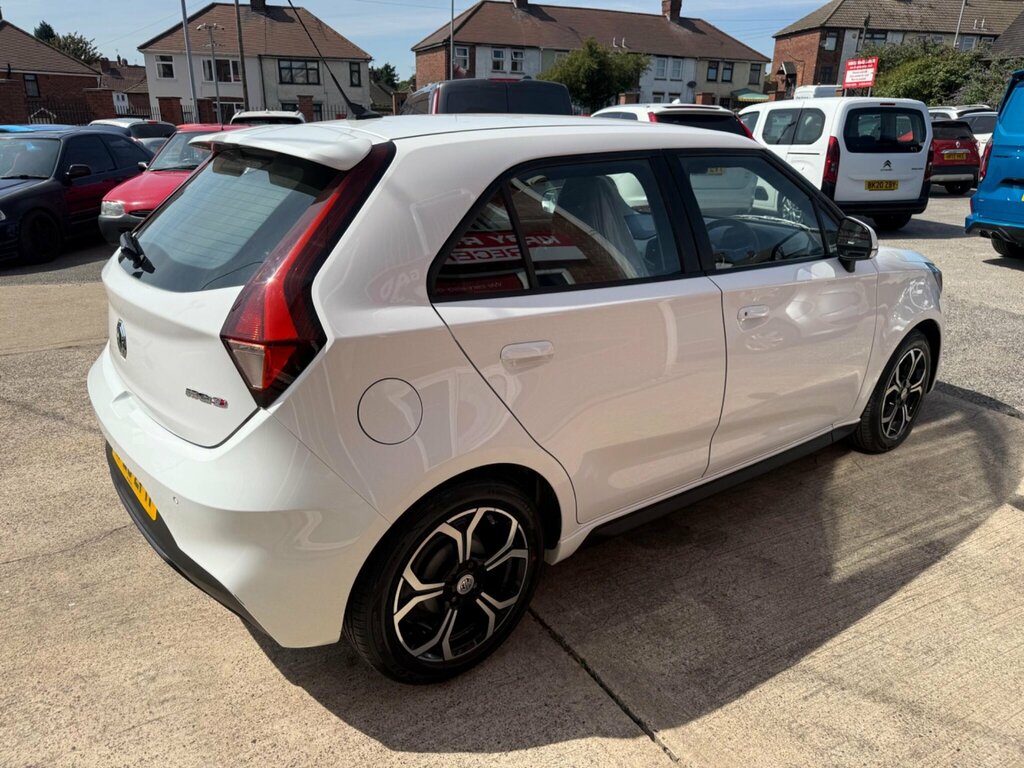 MG MG3 1.5 Vti-tech Exclusive Nav Euro 6 Ss White #4