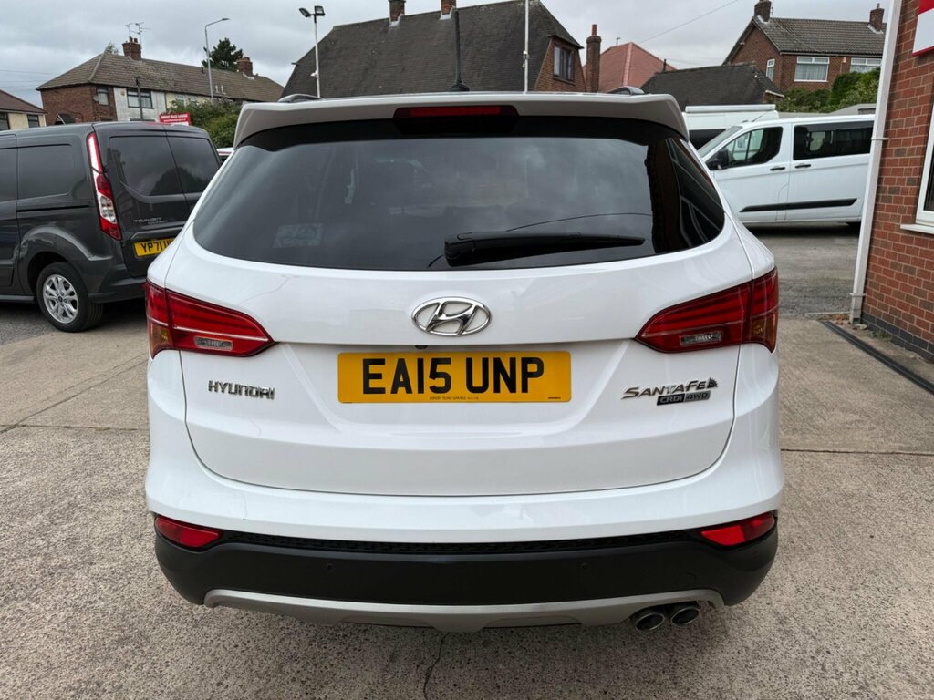 Hyundai Santa Fe Crdi Premium White #7