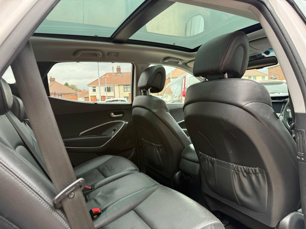 Hyundai Santa Fe Crdi Premium White #17