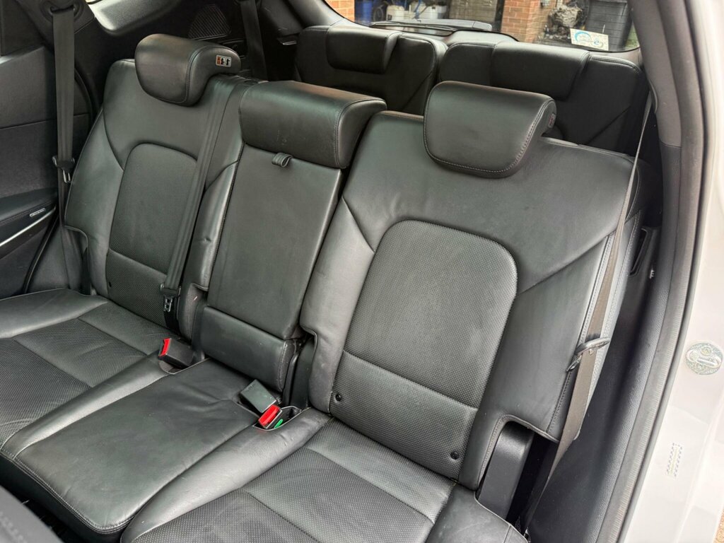 Hyundai Santa Fe Crdi Premium White #24