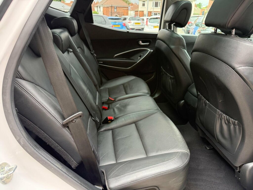 Hyundai Santa Fe Crdi Premium White #15