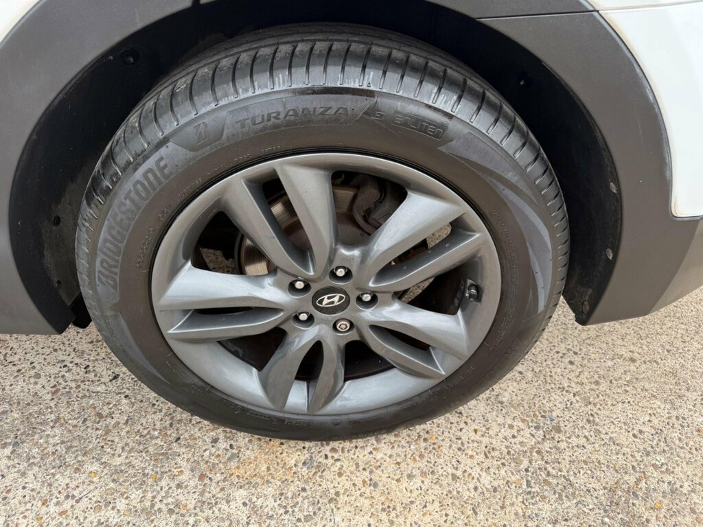 Hyundai Santa Fe Crdi Premium White #33