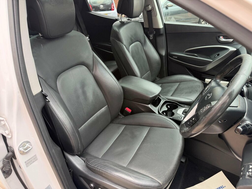 Hyundai Santa Fe Crdi Premium White #12