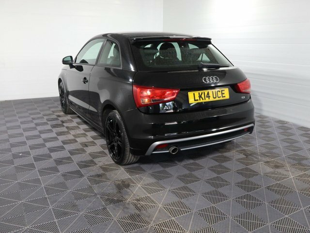 Audi A1 1.6 Tdi S Line Hatchback Euro 5 Black #4