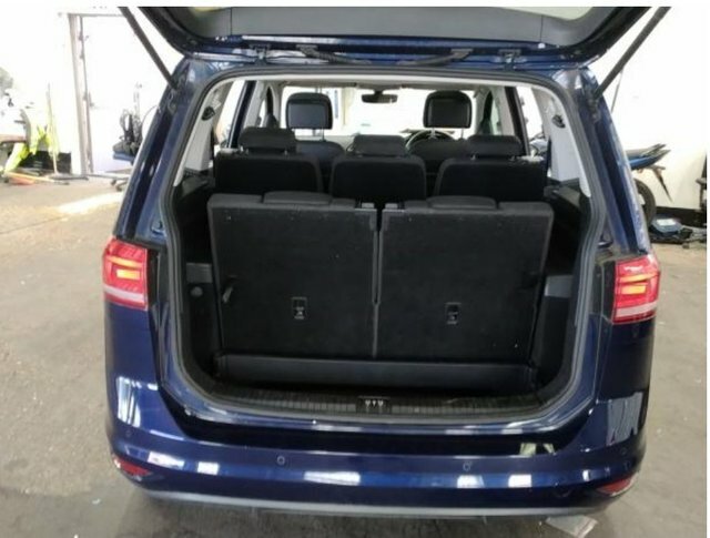 Volkswagen Touran 2.0 Tdi Se Dsg 7 Speed Silver #10