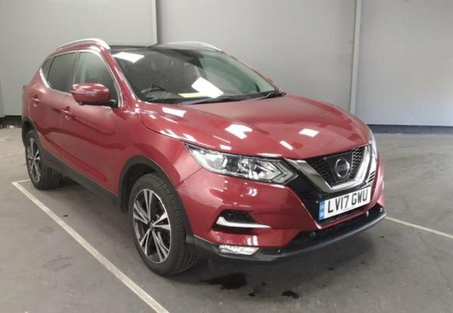 Nissan Qashqai 1.2 Dig-t N-connecta Suv 2Wd Eur Red