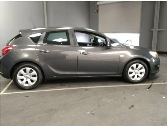 Vauxhall Astra 1.6 Cdti Ecoflex 94G Design Hatchback M Grey #3