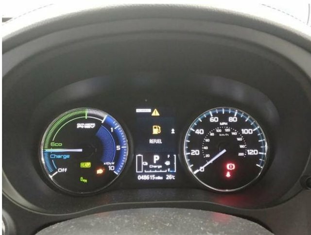 Mitsubishi Outlander 2.4H Twinmotor 13.8Kwh Exceed Safety Suv Petro White #4