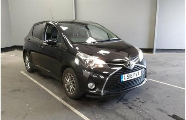 Toyota Yaris 1.33 Dual Vvt-i Icon Hatchback E Black