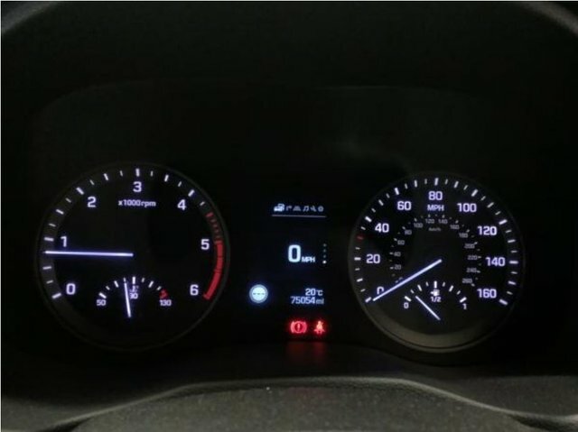 Hyundai Tucson 1.7 Crdi Blue Drive Se Nav Suv E NX16WHE Grey #4