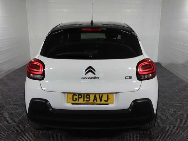 Citroen C3 1.2 Puretech Flair Hatchback Eur GP19AVJ White #3