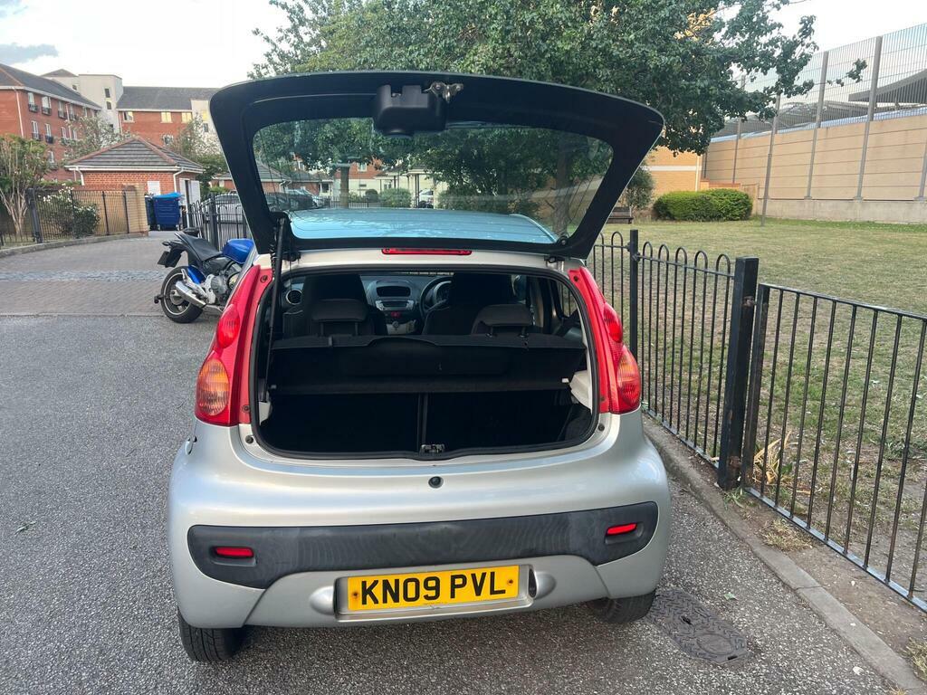 Peugeot 107 1.0 12V Urban Hatchback Black #24