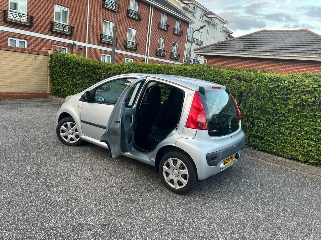Peugeot 107 1.0 12V Urban Hatchback Black #67