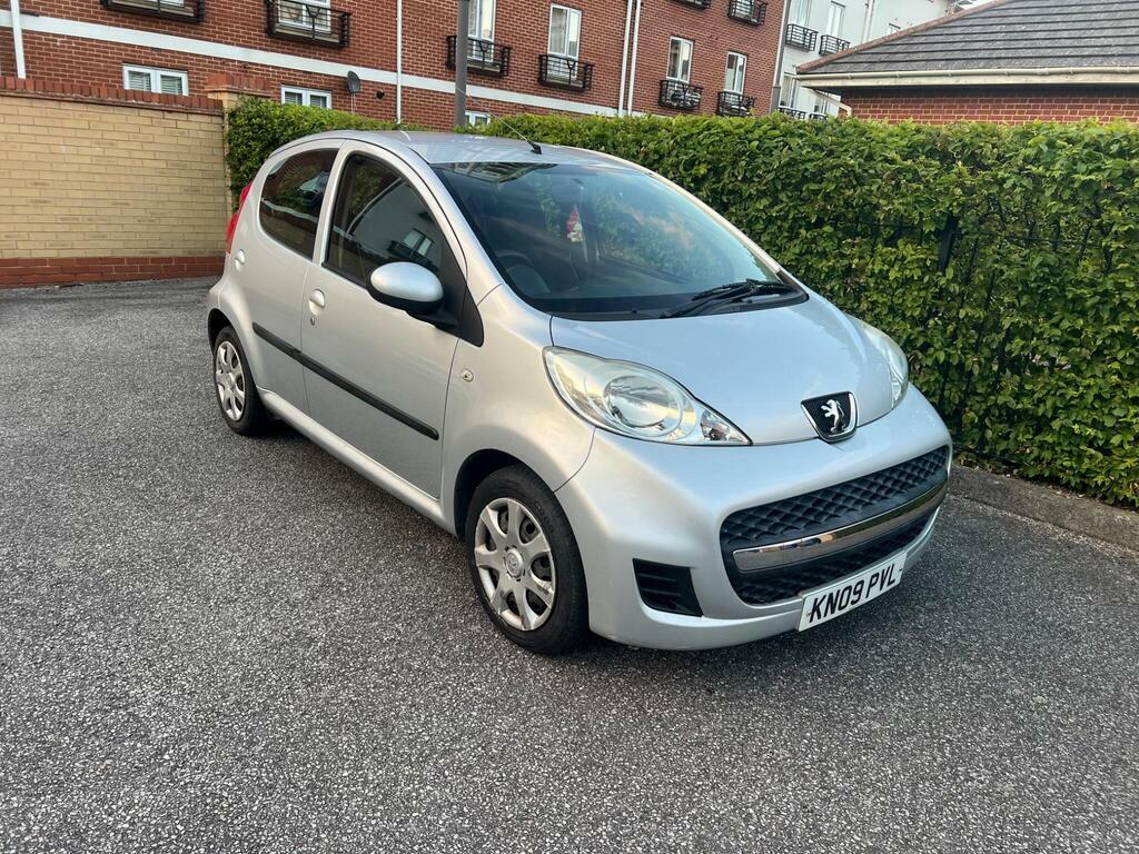 Peugeot 107 1.0 12V Urban Hatchback Black #42