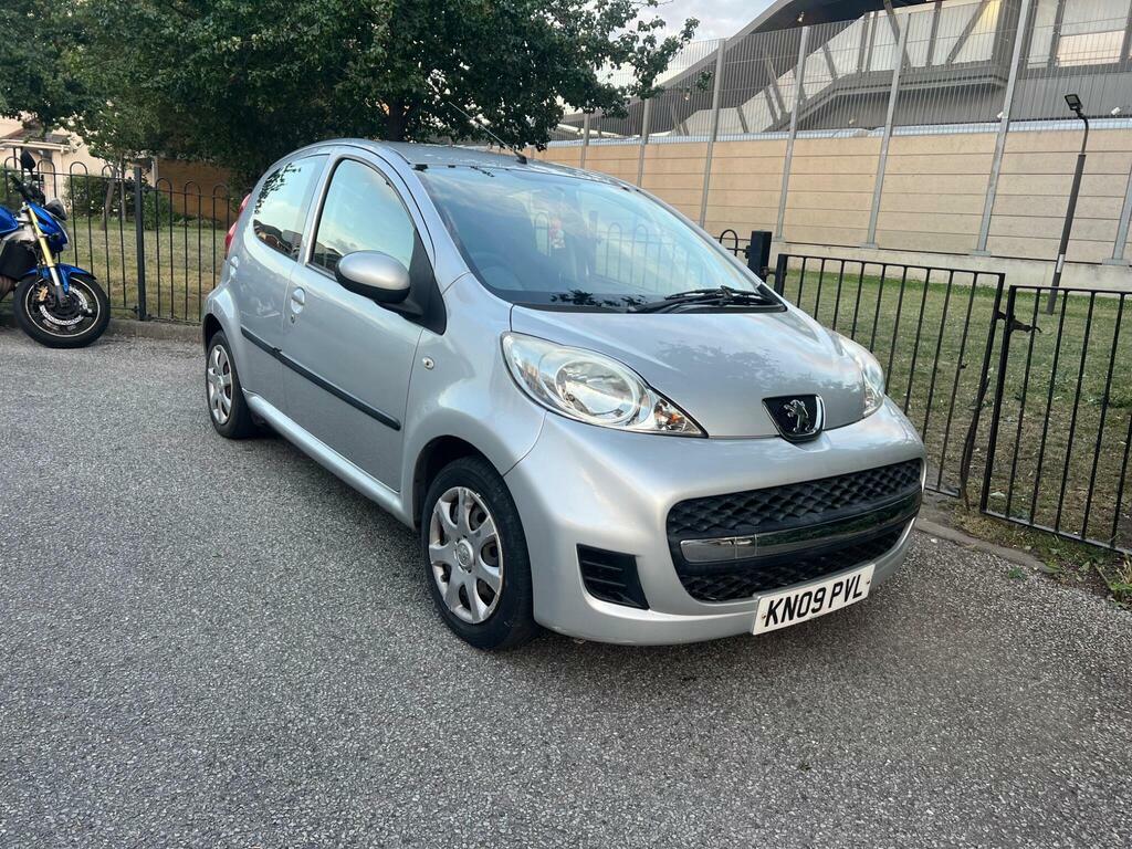 Peugeot 107 1.0 12V Urban Euro 4 Silver