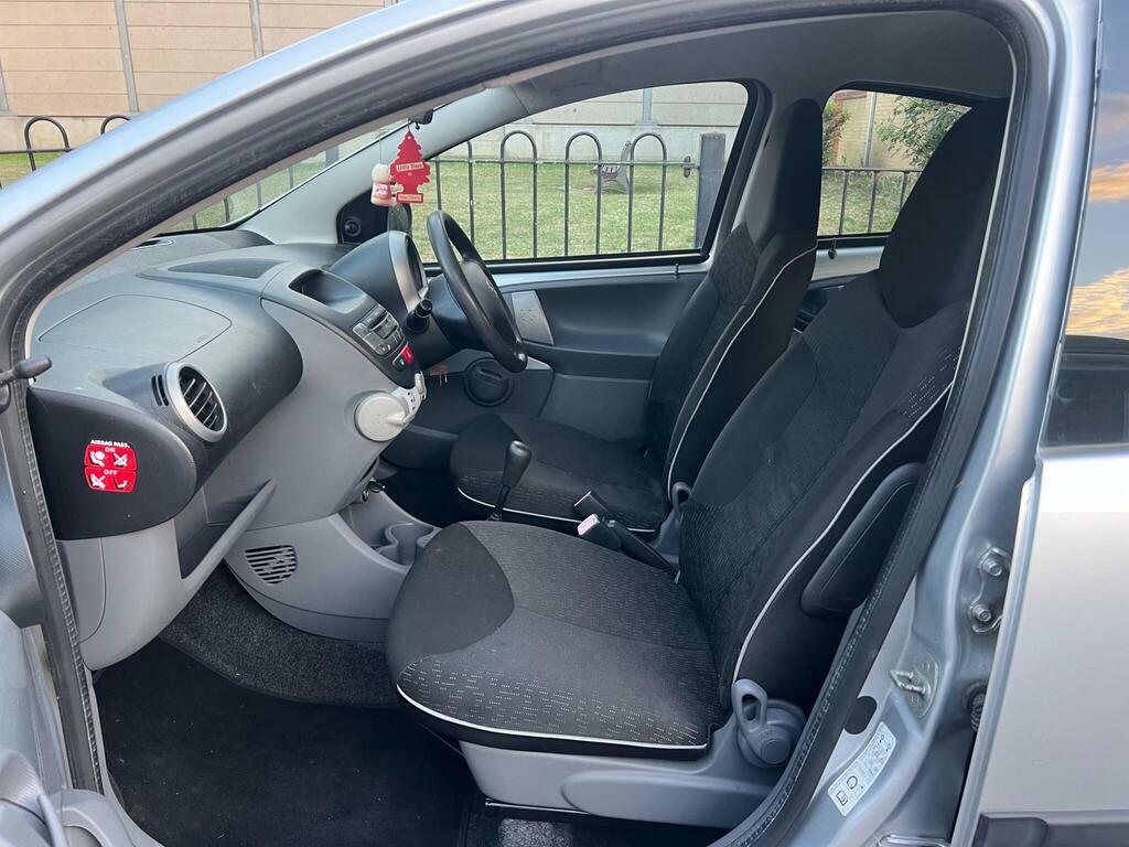 Peugeot 107 1.0 12V Urban Hatchback Black #12