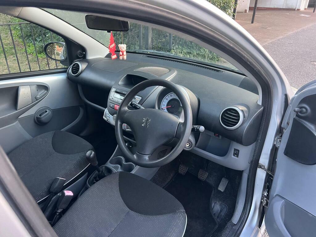 Peugeot 107 1.0 12V Urban Hatchback Black #13