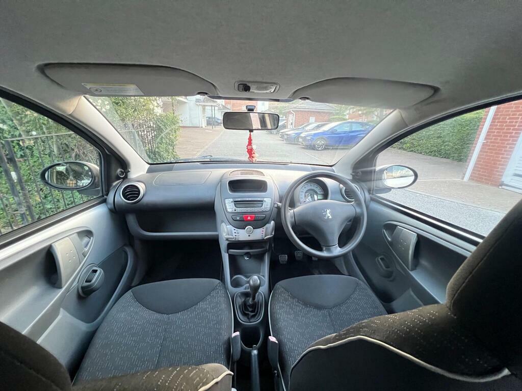 Peugeot 107 1.0 12V Urban Hatchback Black #31