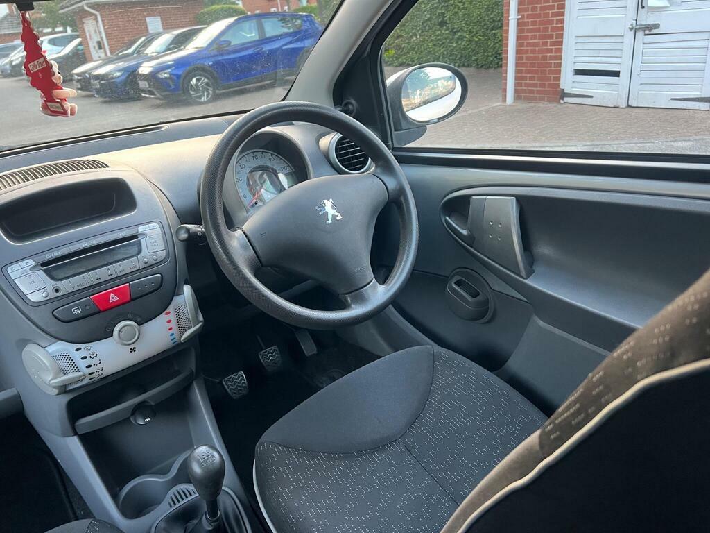 Peugeot 107 1.0 12V Urban Hatchback Black #28