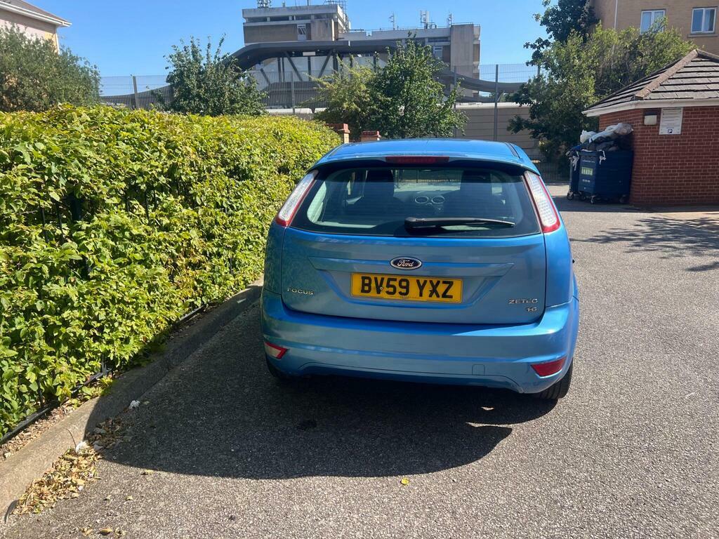 Ford Focus   #43