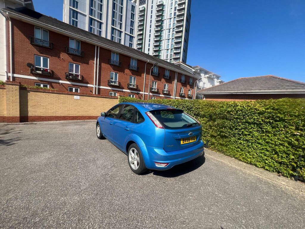 Ford Focus   #44